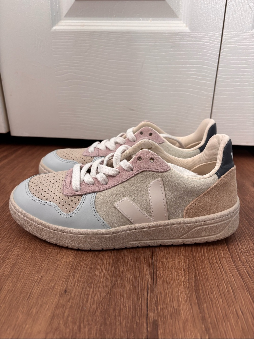 Veja Sneakers